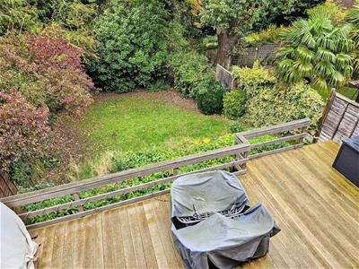 Property image 10 of home to buy in Cox Close, Shenley